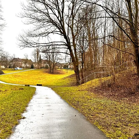 Moderne Mit Balkon Ideal Fuer Familien Und Geschaeftsreisende * Hattingen