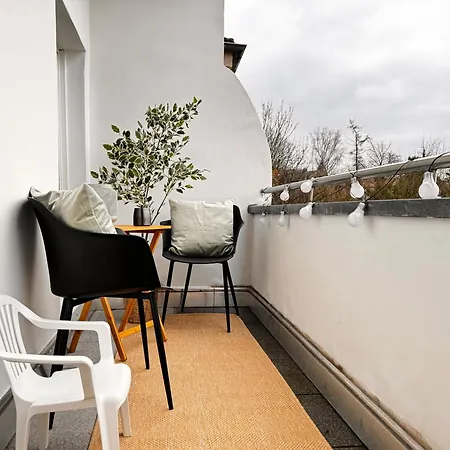 Moderne Mit Balkon Ideal Fuer Familien Und Geschaeftsreisende * Hattingen