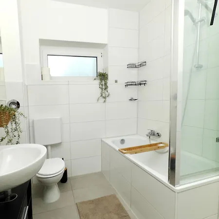 Moderne Mit Balkon Ideal Fuer Familien Und Geschaeftsreisende Hattingen