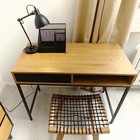 Moderne Mit Balkon Ideal Fuer Familien Und Geschaeftsreisende *