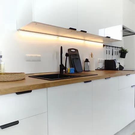 Moderne Mit Balkon Ideal Fuer Familien Und Geschaeftsreisende Apartmán *