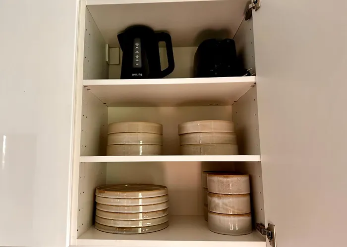 Moderne Mit Balkon Ideal Fuer Familien Und Geschaeftsreisende