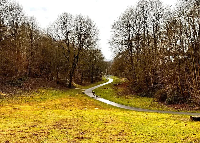 Moderne Mit Balkon Ideal Fuer Familien Und Geschaeftsreisende Hattingen