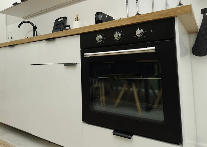 Moderne Mit Balkon Ideal Fuer Familien Und Geschaeftsreisende Lejlighed