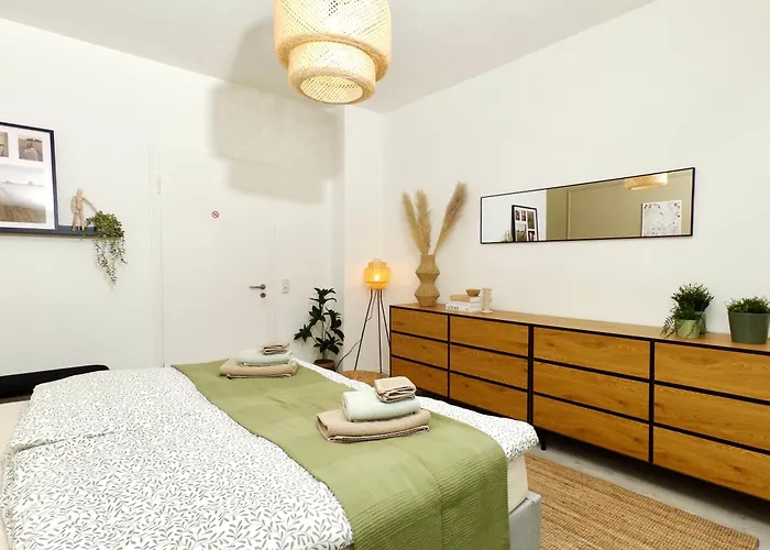 Lejlighed Moderne Mit Balkon Ideal Fuer Familien Und Geschaeftsreisende Hattingen