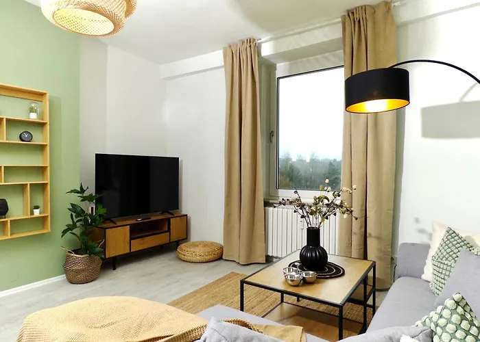 Moderne Mit Balkon Ideal Fuer Familien Und Geschaeftsreisende Lejlighed